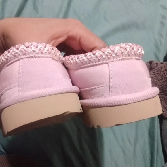 UGG Light Pink Cozy Slippers - Picture 4 of 7